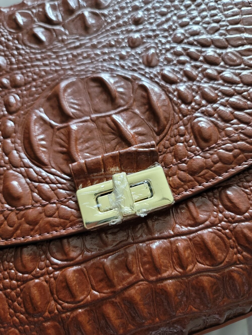 Genuine Leather Croc‑Embossed Top Handle Bag – NWT – Crossbody Strap Inc - Picture 3 of 12